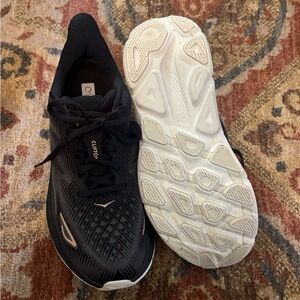 Women’s Hoka Clifton 9